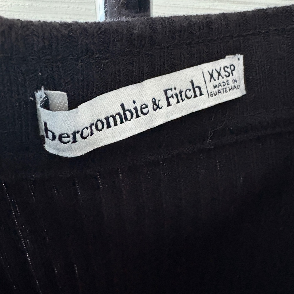 Abercrombie & Fitch Sweater Ribbed MIDI Skirt with Slit - Picture 5 of 8